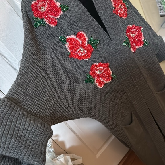 BRAND NEW WOMENS DESIGNED CARDIGAN ONE SIZE FOR SALE - Picture 13 of 17
